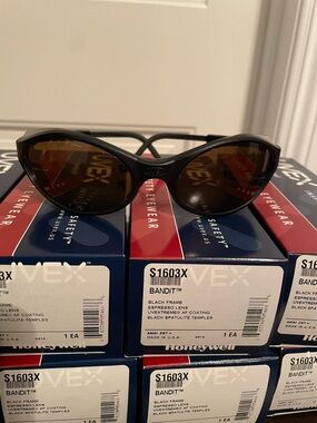 Honeywell Bandit Safety Glasses 8 Pairs Available NWT